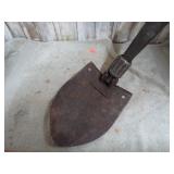 MILITARY TRENCH SHOVEL