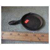MINI CAST IRON SKILLET