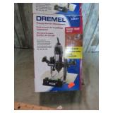 DREMEL PLUNGE ROUTER ATTACHMENT