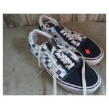 VANS SHOES -- 6.5