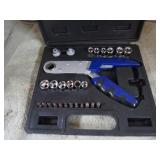 WRENCH SET