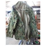 USN WORKING PARKA -- MED SHORT & MARINE SHIRT
