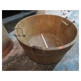 WOODEN WASH TUB