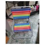 FOLDING BEACH CHAIR
