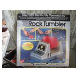 ROCK TUMBLER & RAW STONES