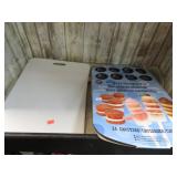 CUTTING BOARDS & MINI WHOPIE PIE PAN