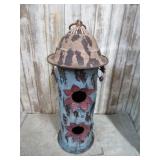 METAL BIRDHOUSE