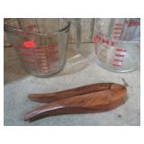 PYREX MEASURING CUPS & NUT CRACKER