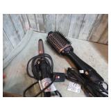 CURLING IRON & STYLING BRUSH