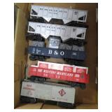 5-- K-LINE & LIONEL MODEL TRAIN CARS