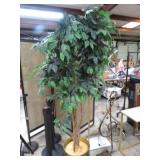 ARTIFICIAL TREE