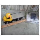 DIECAST 1952 CHERY FLATBED TRUCK