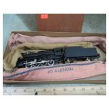 ASSEMBLED MODEL TRAIN ENGINE & TENDER KIT