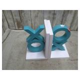 BOOK ENDS