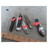 ASSORTED KNIVES