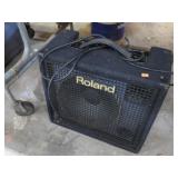 ROLAND KC-100 4 CHANNEL AMPLIFIER SPEAKER