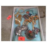 METAL CHRISTMAS ORNAMENTS