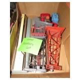LIONEL MODEL TRAIN ACCESSORIES