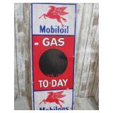 TUB MOBIL GAS SIGN