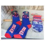 NEW YORK SOCKS & GLOVES