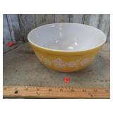 2 1/2" QT PYREX MIXING BOWL