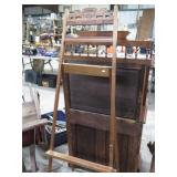 ANTIQUE WALNUT ARTIST EASEL