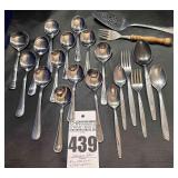 21 pcs - Misc Flatware & Soup Spoons