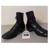 Antique - Leather Lace up Ankle Boots