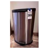 Stainless Steel Step on Large Trash Can with insert