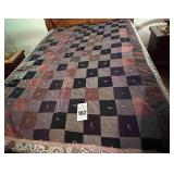 Antique Quilt - Thick Dark Blocks