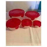 NEW IN BOX - 5 Piece Round Lock and Lock with Red Lids