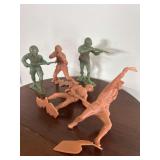 Vintage 5” Louis Marx and Co Plastic Soldiers