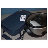 Pyrex Portable 9x13 in travel bag, heat pad and lid & Hamilton each Slow Cooker