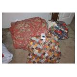 2 Front Zipper Sleeping Bag & Martha Steward Q/K Bedspread