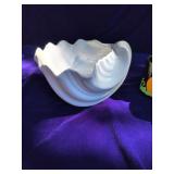 Large Shell Bowl Italy, 4 Cups
