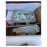 NEW- Ford F-250 Super Duty Truck Headlights FT02-023-2 PC