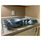 Pfaltzgraff LA JO USA Dinnerware Set