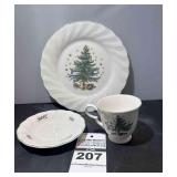"Happy Holidays" Nikco Japan in Box - Place Setting