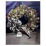 Christmas Wreath with Black & White Bow