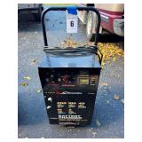 Schumacher SE-4022 200 Amp Battery Charger