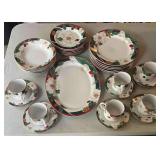 Service for 6 Tienshan - Magnolia Christmas Fine China