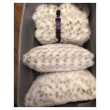 3 Blankets and Pillows