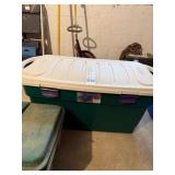 45 Gal Rubbermaid Rough Tote with Wheels