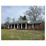 REAL ESTATE: 319 Minerva Dr, Murfreesboro, TN