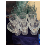 12 Glass Goblets 6 Green 6 Clear Glass