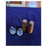 2 Sets Salt and Pepper Shakers
