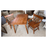Vintage children’s table with chairs