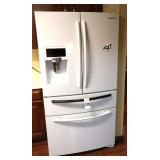 Samsung 4 door French Door Refrigerator with Flex Zone Drawer water/ice in door with twin cooling system - freezer at bottom (small crack in one drawer) - one filter is included - other items in refri