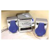 Sanyo - 3 Disc CD Player/Double Cassett./AMFM Radio with 2 speakers and remote