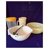 Tupperware Pitcher and Large Bowl with no Lid, Large Pitcher and a Batter Bowl with Handle and Built in Scraper